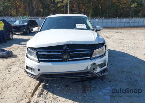 2020 Volkswagen Tiguan 2.0T Se/2.0T Se R-Line Black/2.0T Sel из США, поврежденный, VIN 3VV3B7AXXLM124839